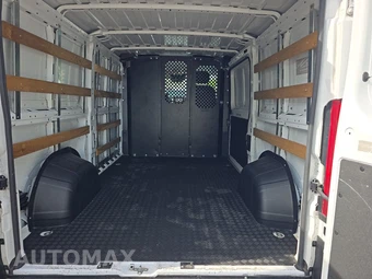 2025 Ram ProMaster 2500 Cargo Van Tradesman w/Passenger Seat Low Roof 136.0" WB - miniatura 15