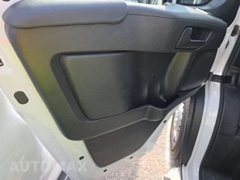 2025 Ram ProMaster 2500 Cargo Van Tradesman w/Passenger Seat Low Roof 136.0" WB - miniatura 9