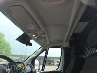 2025 Ram ProMaster 2500 Cargo Van Tradesman w/Passenger Seat Low Roof 136.0" WB - miniatura 18