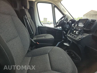 2025 Ram ProMaster 2500 Cargo Van Tradesman w/Passenger Seat Low Roof 136.0" WB - miniatura 8