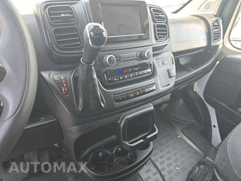 2025 Ram ProMaster 2500 Cargo Van Tradesman w/Passenger Seat Low Roof 136.0" WB - miniatura 11