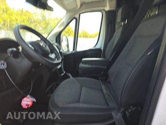 2025 Ram ProMaster 2500 Cargo Van Tradesman w/Passenger Seat Low Roof 136.0" WB - miniatura 7