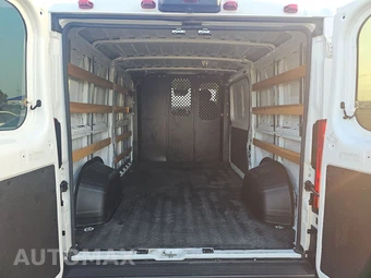 2025 Ram ProMaster 2500 Cargo Van Tradesman w/Passenger Seat Low Roof 136.0" WB - miniatura 15