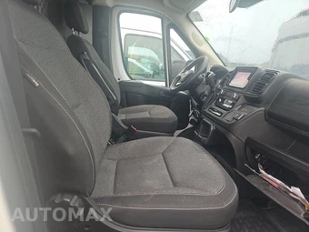 2025 Ram ProMaster 2500 Cargo Van Tradesman w/Passenger Seat Low Roof 136.0" WB - miniatura 8