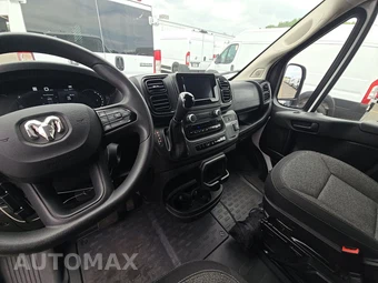 2025 Ram ProMaster 2500 Cargo Van Tradesman w/Passenger Seat Low Roof 136.0" WB - miniatura 11