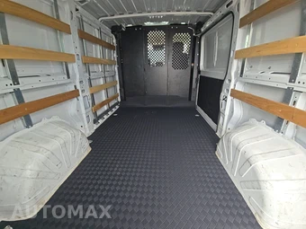 2025 Ram ProMaster 2500 Cargo Van Tradesman w/Passenger Seat Low Roof 136.0" WB - miniatura 17
