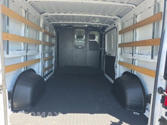 2025 Ram ProMaster 2500 Cargo Van Tradesman w/Passenger Seat Low Roof 136.0" WB - miniatura 16