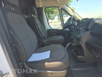2025 Ram ProMaster 2500 Cargo Van Tradesman w/Passenger Seat Low Roof 136.0" WB - miniatura 8