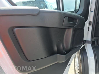 2025 Ram ProMaster 2500 Cargo Van Tradesman w/Passenger Seat Low Roof 136.0" WB - miniatura 9