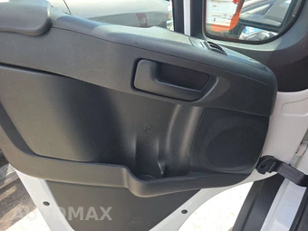 2025 Ram ProMaster 2500 Cargo Van Tradesman w/Passenger Seat Low Roof 136.0" WB - miniatura 9