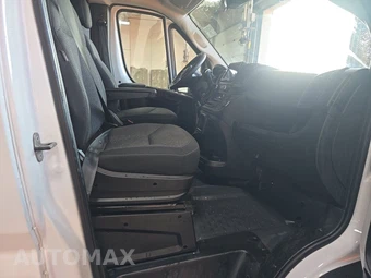2025 Ram ProMaster 2500 Cargo Van Tradesman w/Passenger Seat Low Roof 136.0" WB - miniatura 8