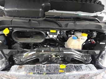 2025 Ram ProMaster 2500 Cargo Van Tradesman w/Passenger Seat Low Roof 136.0" WB - miniatura 14