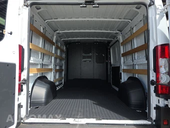 2025 Ram ProMaster 2500 Cargo Van Tradesman w/Passenger Seat Low Roof 136.0" WB - miniatura 15