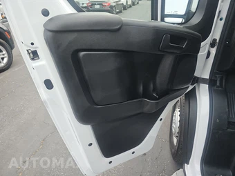 2025 Ram ProMaster 2500 Cargo Van Tradesman w/Passenger Seat Low Roof 136.0" WB - miniatura 9