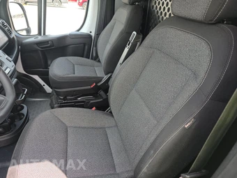 2025 Ram ProMaster 2500 Cargo Van Tradesman w/Passenger Seat Low Roof 136.0" WB - miniatura 7