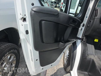 2025 Ram ProMaster 2500 Cargo Van Tradesman w/Passenger Seat Low Roof 136.0" WB - miniatura 9