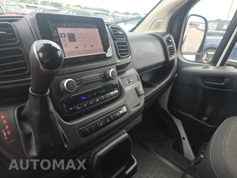 2025 Ram ProMaster 2500 Cargo Van Tradesman w/Passenger Seat Low Roof 136.0" WB - miniatura 11