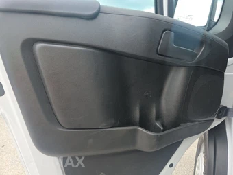 2025 Ram ProMaster 2500 Cargo Van Tradesman w/Passenger Seat Low Roof 136.0" WB - miniatura 9