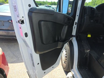 2025 Ram ProMaster 2500 Cargo Van Tradesman w/Passenger Seat Low Roof 136.0" WB - miniatura 9