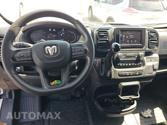2025 Ram ProMaster 2500 Cargo Van Tradesman w/Passenger Seat Low Roof 136.0" WB - miniatura 11