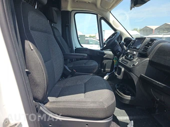 2025 Ram ProMaster 2500 Cargo Van Tradesman w/Passenger Seat Low Roof 136.0" WB - miniatura 8