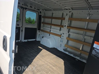 2025 Ram ProMaster 2500 Cargo Van Tradesman w/Passenger Seat Low Roof 136.0" WB - miniatura 13