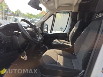 2025 Ram ProMaster 2500 Cargo Van Tradesman w/Passenger Seat Low Roof 136.0" WB - miniatura 7