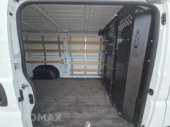 2025 Ram ProMaster 2500 Cargo Van Tradesman w/Passenger Seat Low Roof 136.0" WB - miniatura 13