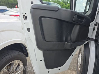 2025 Ram ProMaster 2500 Cargo Van Tradesman w/Passenger Seat Low Roof 136.0" WB - miniatura 9