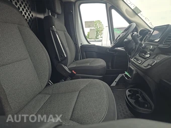 2025 Ram ProMaster 2500 Cargo Van Tradesman w/Passenger Seat Low Roof 136.0" WB - miniatura 8