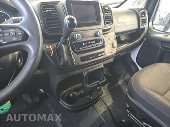 2025 Ram ProMaster 2500 Cargo Van Tradesman w/Passenger Seat Low Roof 136.0" WB - miniatura 11
