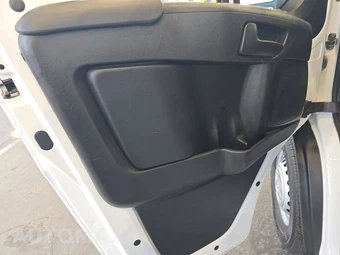 2025 Ram ProMaster 2500 Cargo Van Tradesman w/Passenger Seat Low Roof 136.0" WB - miniatura 9