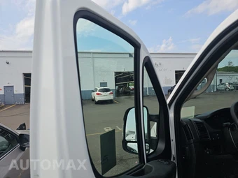 2025 Ram ProMaster 2500 Cargo Van Tradesman w/Passenger Seat Low Roof 136.0" WB - miniatura 9