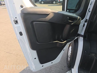 2025 Ram ProMaster 2500 Cargo Van Tradesman w/Passenger Seat Low Roof 136.0" WB - miniatura 9