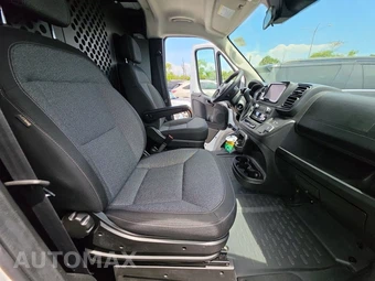 2025 Ram ProMaster 2500 Cargo Van Tradesman w/Passenger Seat Low Roof 136.0" WB - miniatura 8