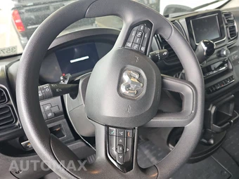 2025 Ram ProMaster 2500 Cargo Van Tradesman w/Passenger Seat Low Roof 136.0" WB - miniatura 10