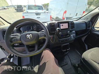 2025 Ram ProMaster 2500 Cargo Van Tradesman w/Passenger Seat Low Roof 136.0" WB - miniatura 11