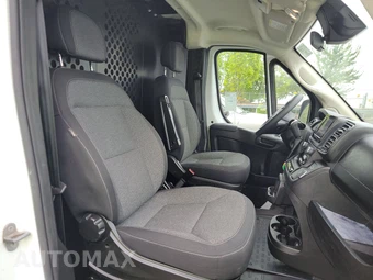 2025 Ram ProMaster 2500 Cargo Van Tradesman w/Passenger Seat Low Roof 136.0" WB - miniatura 8