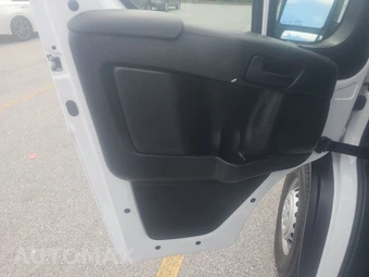 2025 Ram ProMaster 2500 Cargo Van Tradesman w/Passenger Seat Low Roof 136.0" WB - miniatura 9