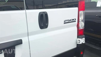 2025 Ram ProMaster 2500 Cargo Van Tradesman w/Passenger Seat Low Roof 136.0" WB - miniatura 7