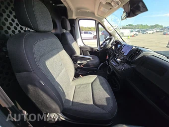 2025 Ram ProMaster 2500 Cargo Van Tradesman w/Passenger Seat Low Roof 136.0" WB - miniatura 8