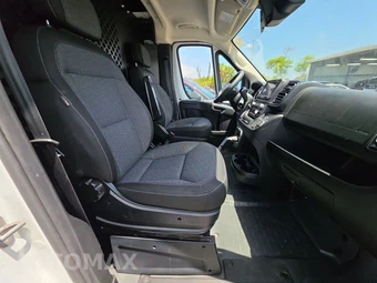 2025 Ram ProMaster 2500 Cargo Van Tradesman w/Passenger Seat Low Roof 136.0" WB - miniatura 8