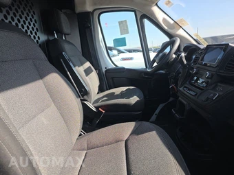 2025 Ram ProMaster 2500 Cargo Van Tradesman w/Passenger Seat Low Roof 136.0" WB - miniatura 8