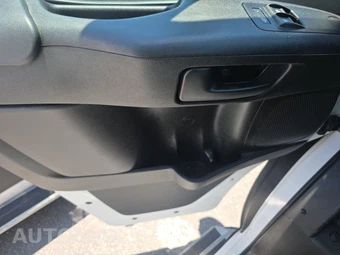 2025 Ram ProMaster 2500 Cargo Van Tradesman w/Passenger Seat Low Roof 136.0" WB - miniatura 9