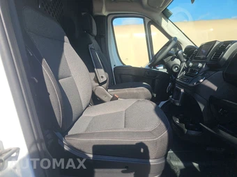 2025 Ram ProMaster 2500 Cargo Van Tradesman w/Passenger Seat Low Roof 136.0" WB - miniatura 8
