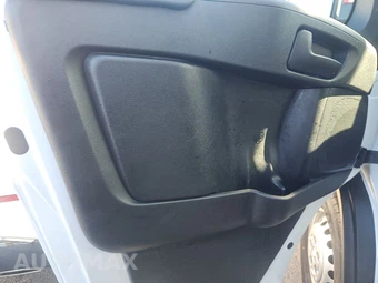 2025 Ram ProMaster 2500 Cargo Van Tradesman w/Passenger Seat Low Roof 136.0" WB - miniatura 9