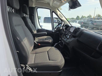 2025 Ram ProMaster 2500 Cargo Van Tradesman w/Passenger Seat Low Roof 136.0" WB - miniatura 8