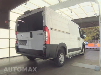 2025 Ram ProMaster 2500 Cargo Van Tradesman w/Passenger Seat Low Roof 136.0" WB - miniatura 4