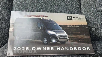 2025 Ram ProMaster 2500 Cargo Van Tradesman w/Passenger Seat Low Roof 136.0" WB - miniatura 18