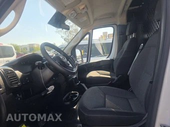 2025 Ram ProMaster 2500 Cargo Van Tradesman w/Passenger Seat Low Roof 136.0" WB - miniatura 7